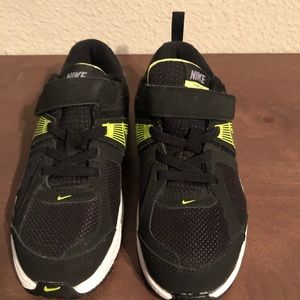Nike boys shoes